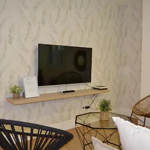 https://acogedor-apartamento-junto-al-museo-picasso.1costadelsol.com